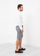Load image into Gallery viewer, Check Shorts