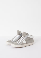 Load image into Gallery viewer, High Top Sneaker