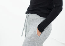 Load image into Gallery viewer, Highsoft Cropped Sweat in Heather Grey
